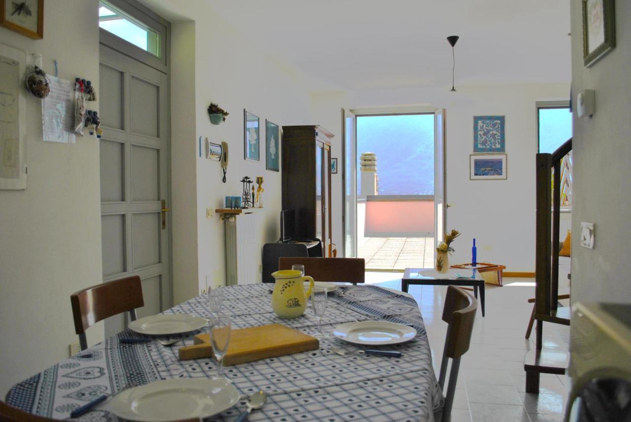 Apartamento Loft With Big Terrace Lake View Sala Comacina Exterior foto
